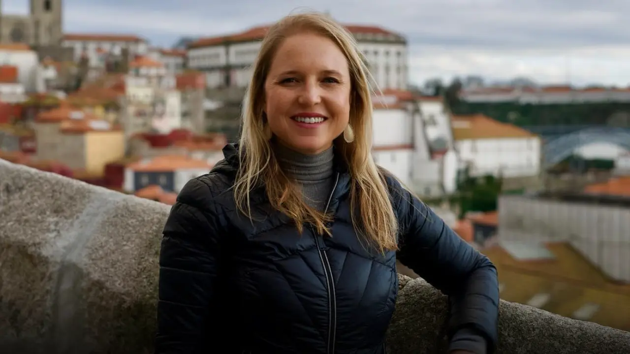Kristin Wilson (Traveling with Kristin): How She Built a Freedom-Focused Life That Inspires Thousands 1 Kristin Wilson (Traveling with Kristin) How She Built a Freedom-Focused Life That Inspires Thousands